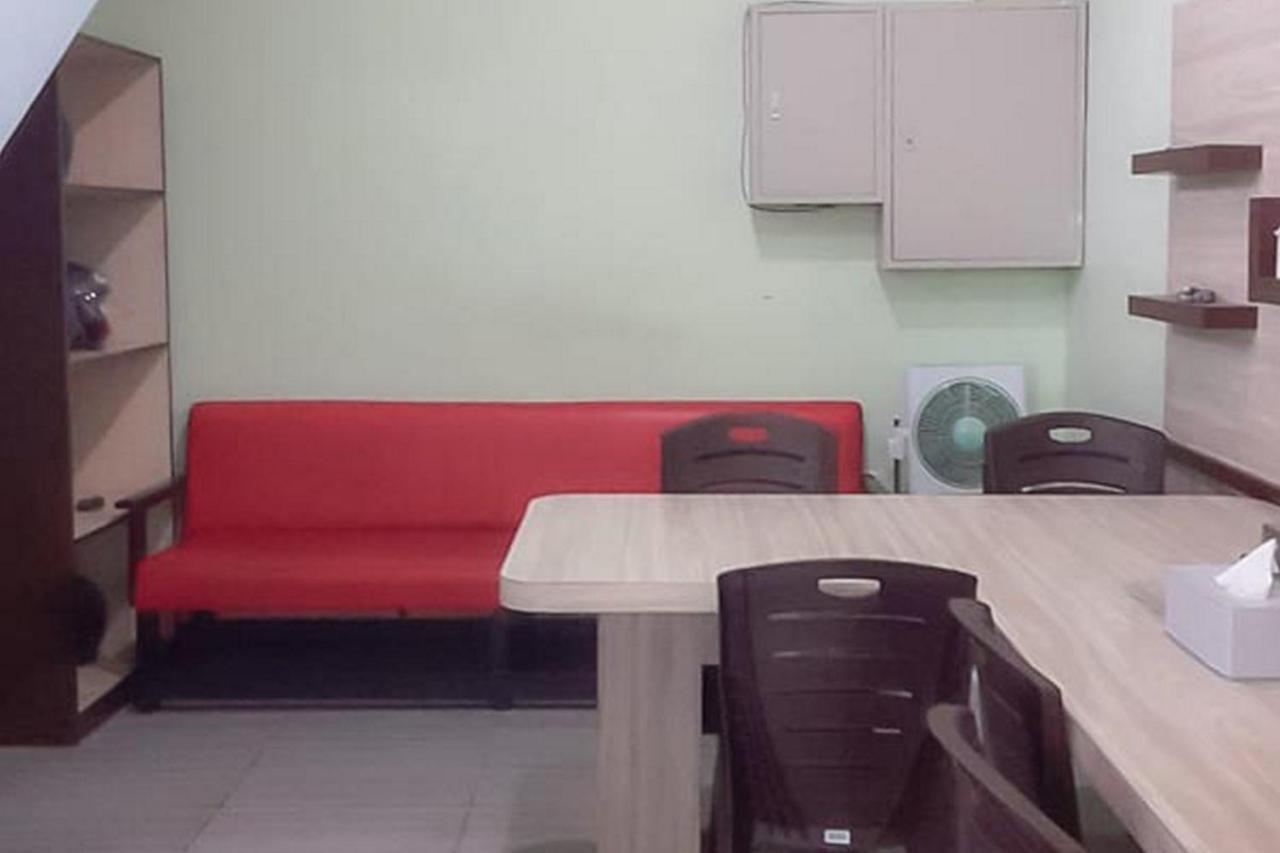 Guest House Anak Raja Pangkalan Bun Syariah Mitra Reddoorz Zewnętrze zdjęcie