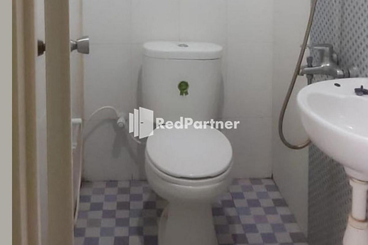 Guest House Anak Raja Pangkalan Bun Syariah Mitra Reddoorz Zewnętrze zdjęcie